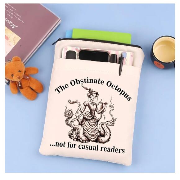 Book Sleeve Bookworm with Zipper Funny 1 Pocket 1 Zipper The Reader Dead, Ipad - Picture 1 of 6